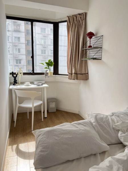 Housing image — Bedroom
