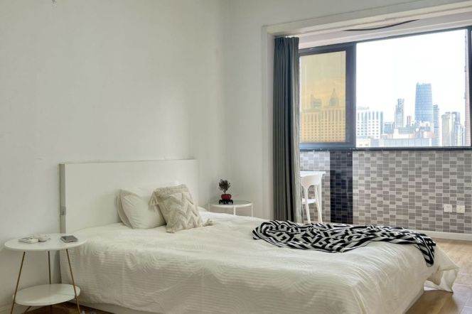 6BR Shared Apartment near People's Square with Outstanding View (L1/L2/L8)