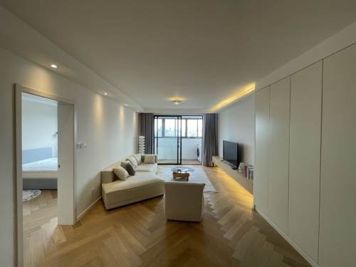 Housing image — Living Room