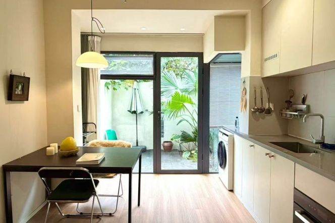 1BR Apartment in Old Xuhui with Terrace