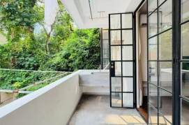 2BR Apartment in Jing'an