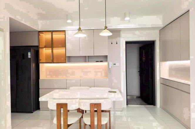 High-Floor 2BR Apartment at Brilliant City with Floor-to-Ceiling Windows (L3/L4)