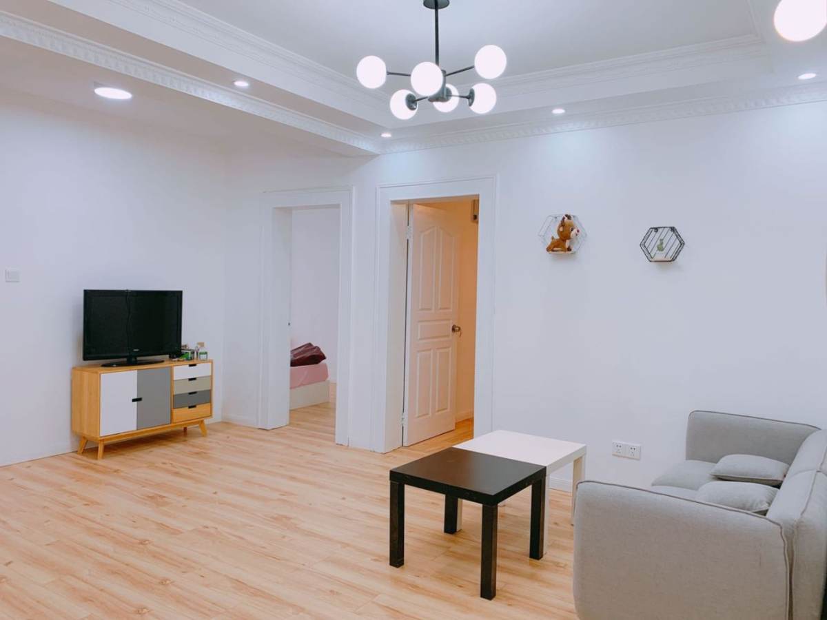 Housing image — Living Room