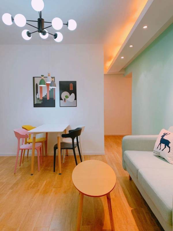 Housing image — Living Room