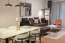 3BR Apartment near New Westgate Garden with Floor-to-Ceiling Windows (L8/L9/L10)