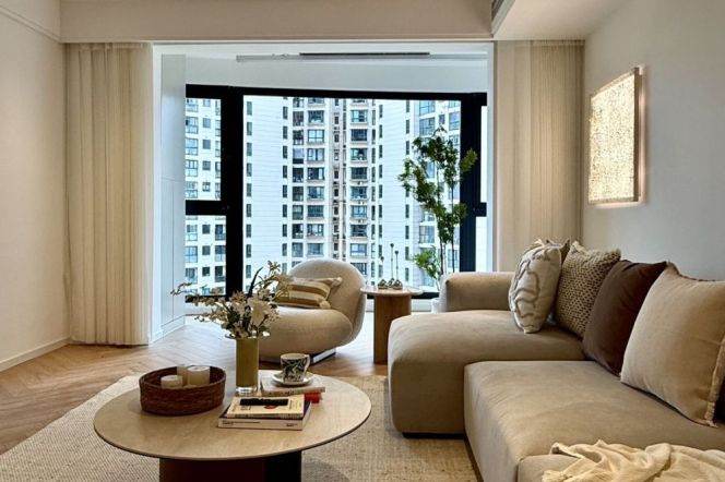 3BR Apartment at Brilliant City (L3/L4)