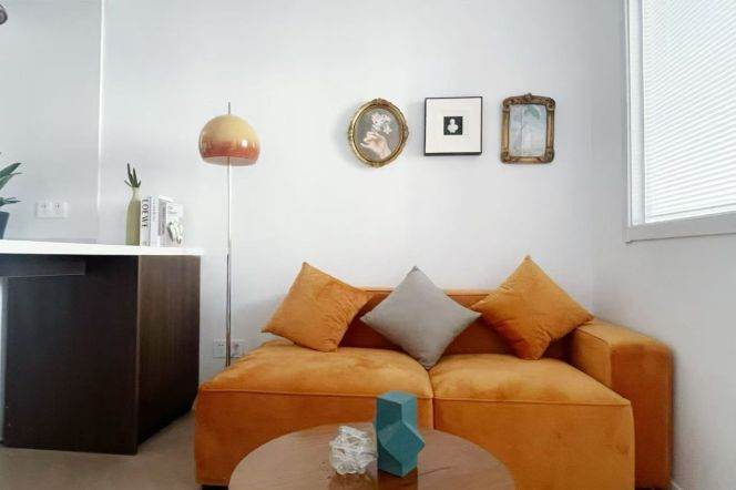 1BR Apartment in Jing'an (L7/L13)