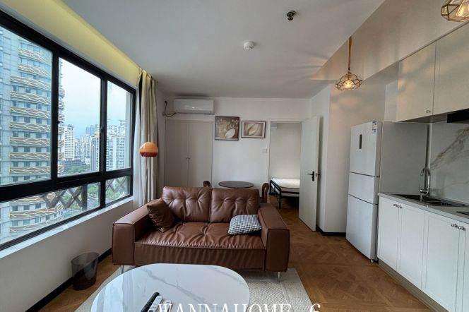 1BR Apartment near People's Square (L1/L2/L8)