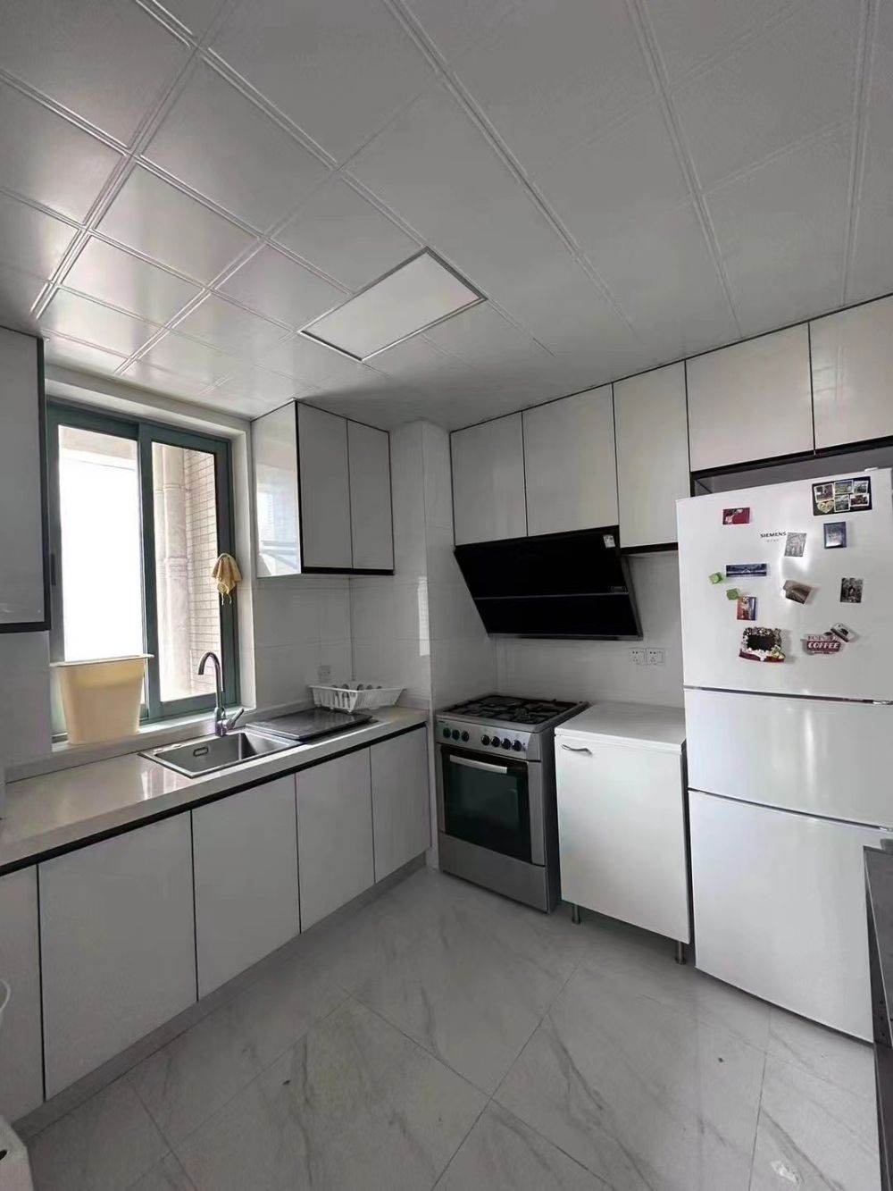 Housing image — Kitchen