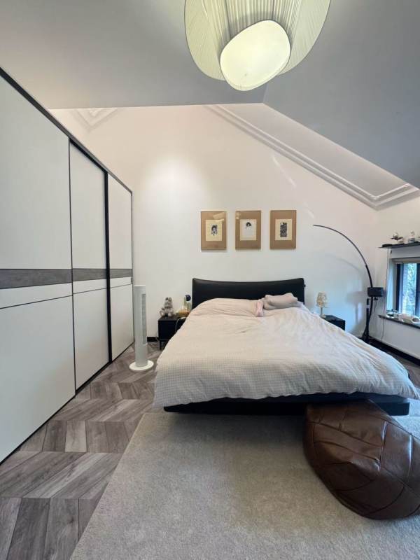Housing image — Bedroom