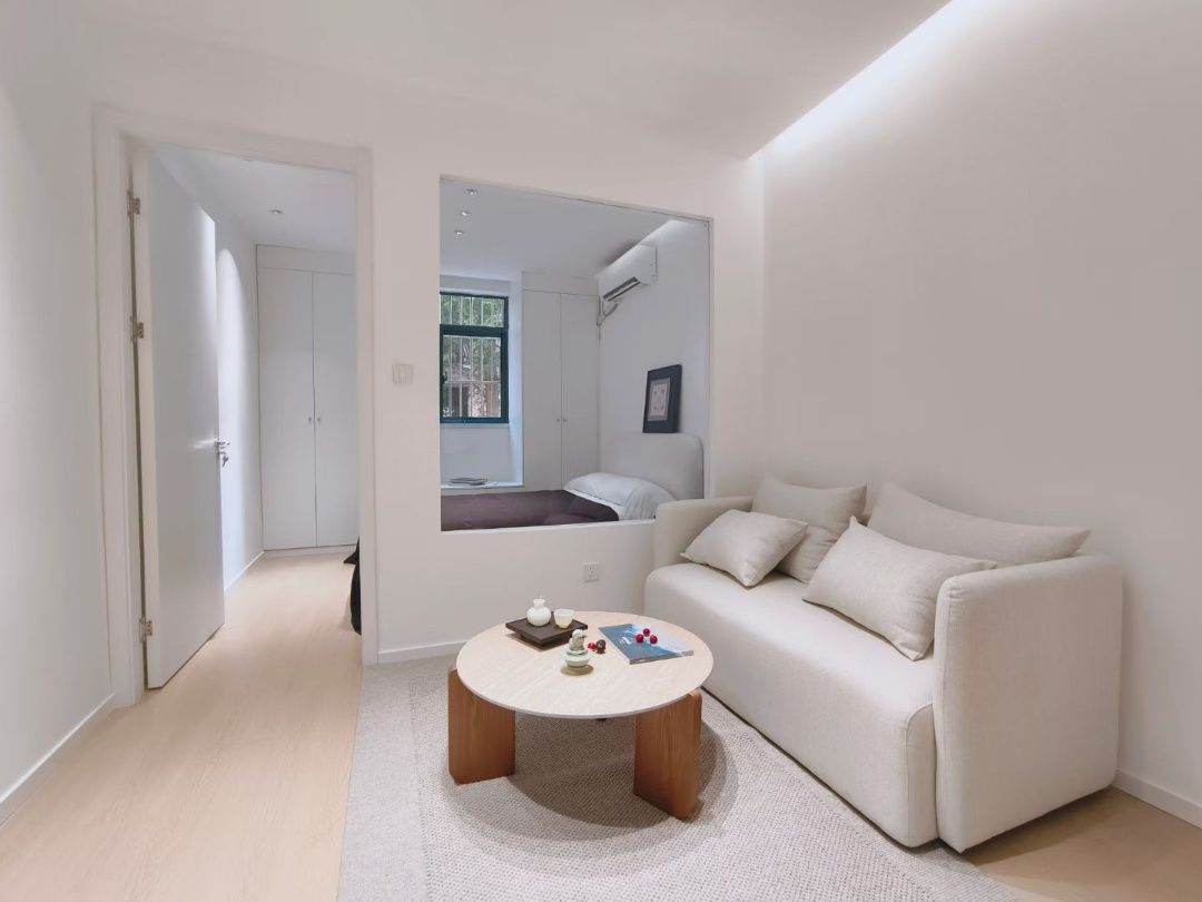 Housing image — Living Room