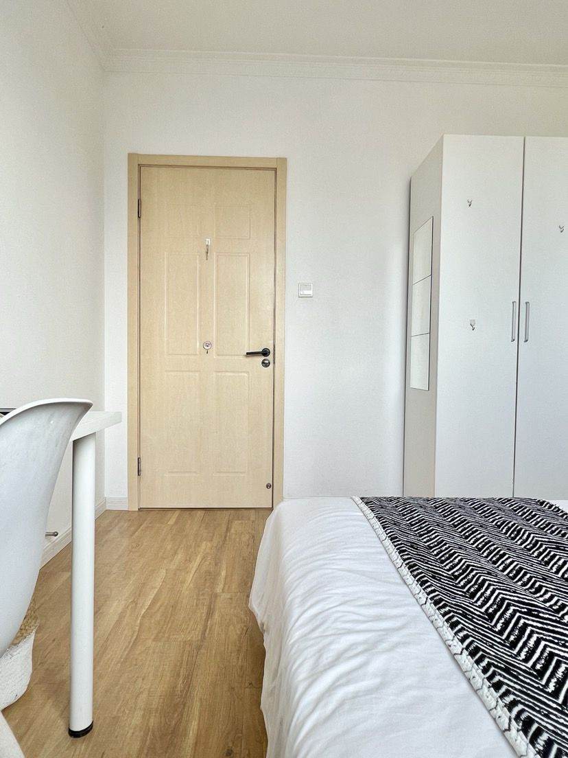 Housing image — Bedroom