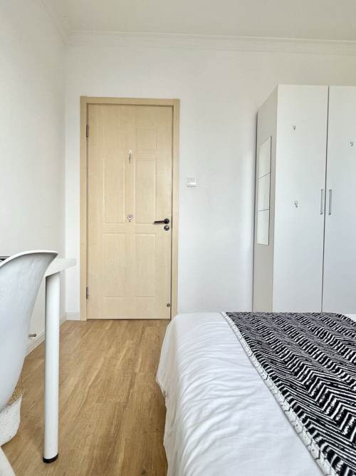 Housing image — Bedroom