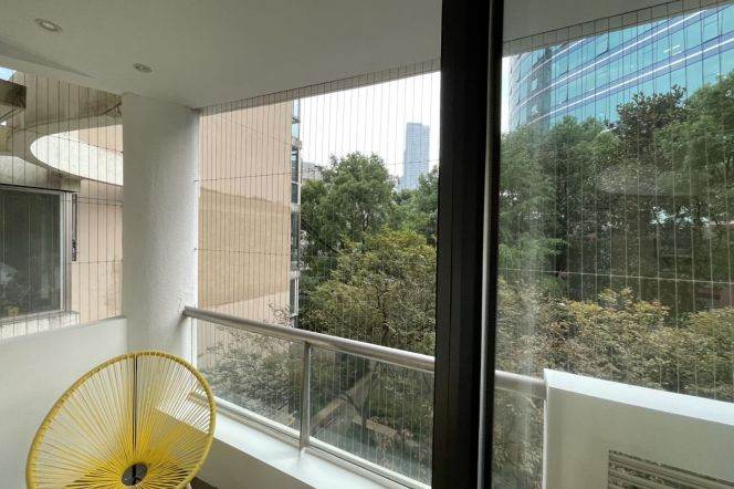 Spacious 3BR Apartment at Manhattan Heights with Floor-to-Ceiling Windows