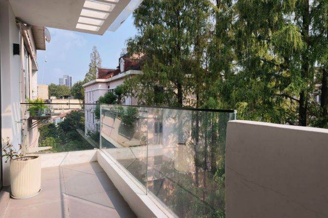 3BR Lane House in Old Xuhui with Green View (L10)