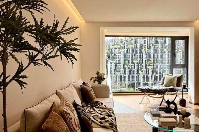4BR Apartment at Brilliant City with River View (L3/L4)