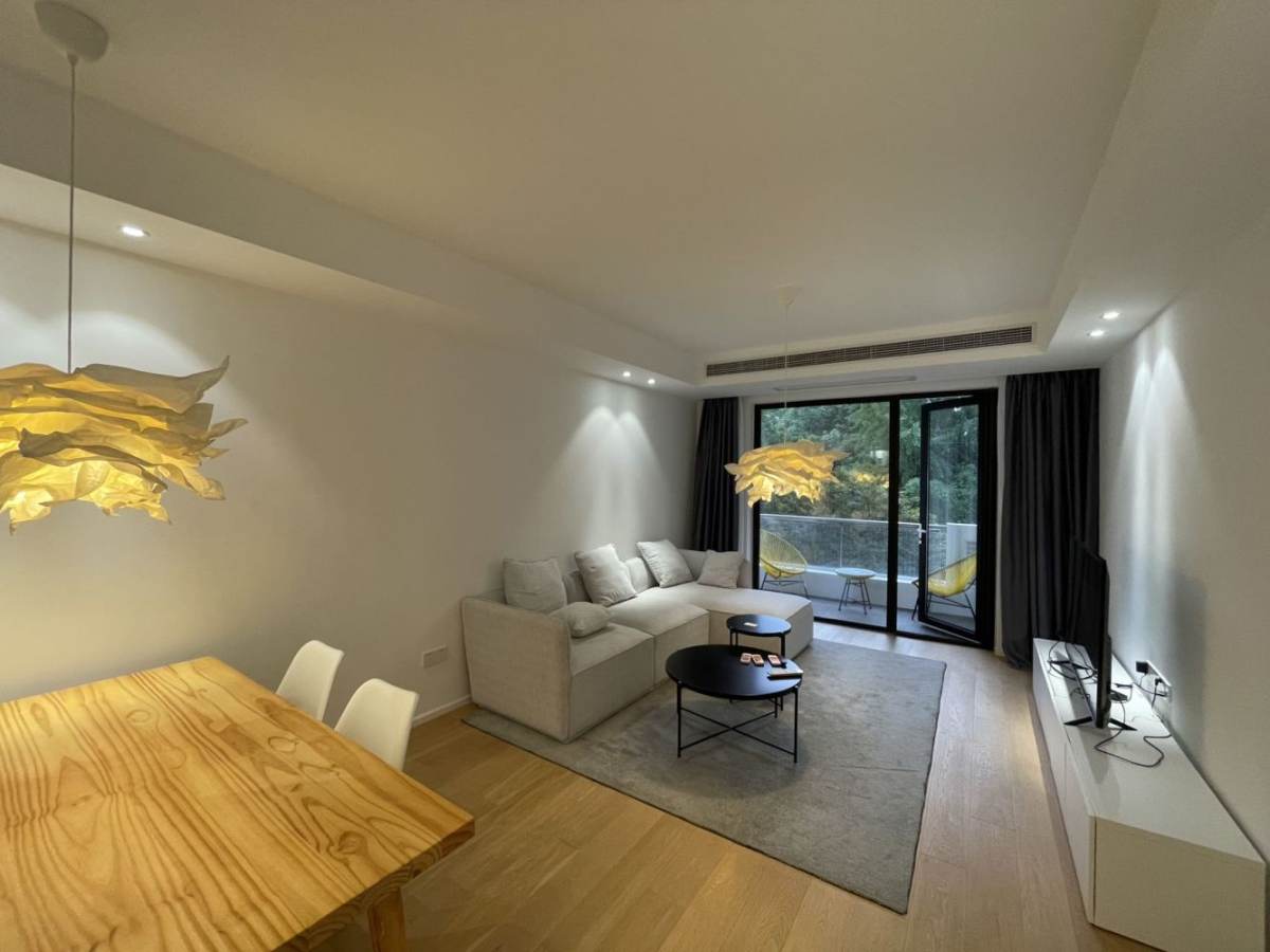 Housing image — Living Room