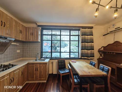 Housing image — Living Room
