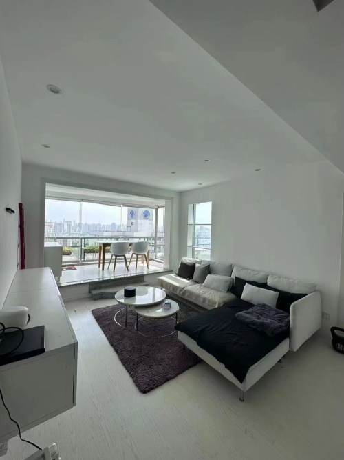 Housing image — Living Room