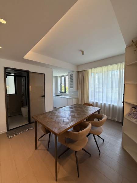 Housing image — Dining Area