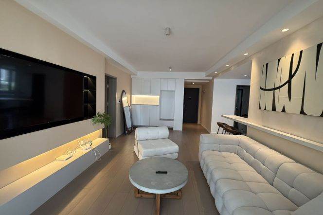 2BR Apartment at One Block (L1/L13)