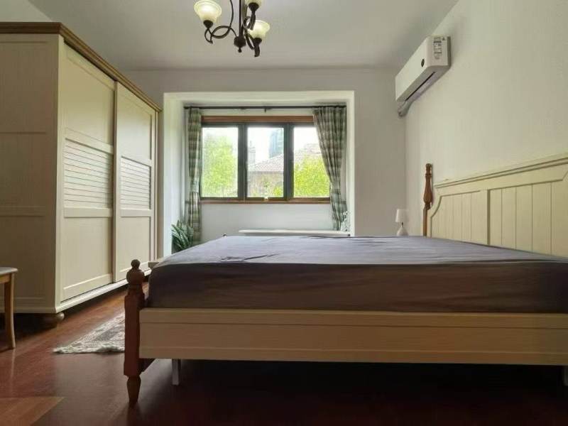 Housing image — Bedroom