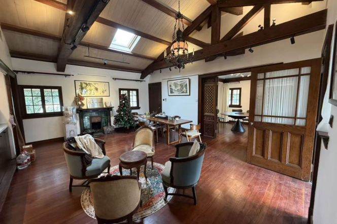 Spacious 1BR Heritage Apartment in Old Xuhui with Private Garden