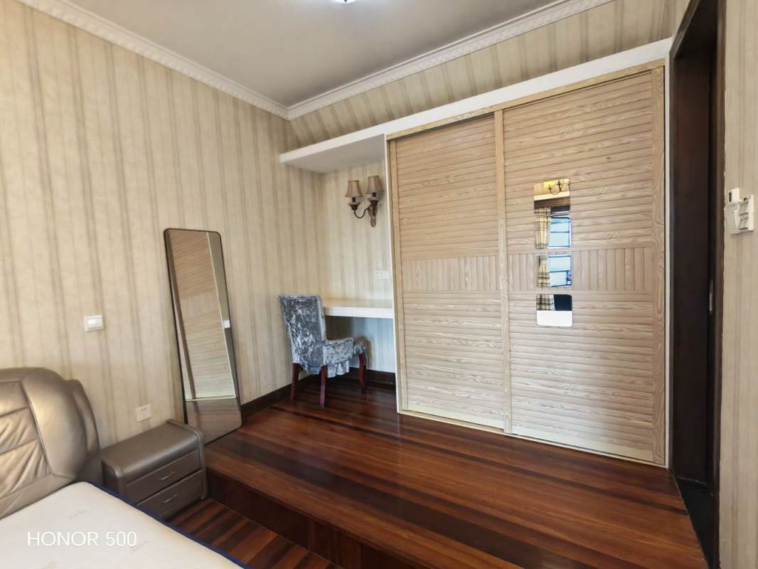 Housing image — Bedroom