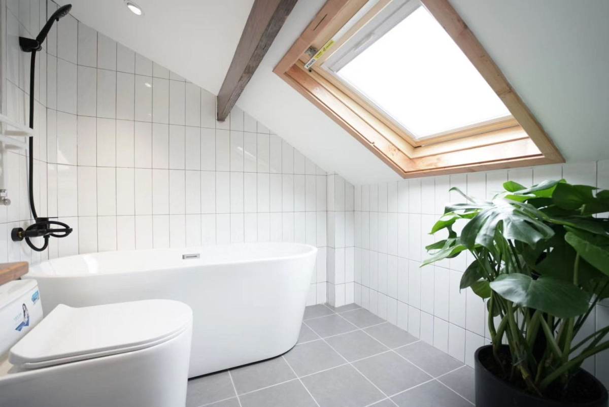 Housing image — Bathroom
