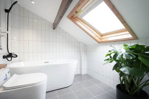 Housing image — Bathroom