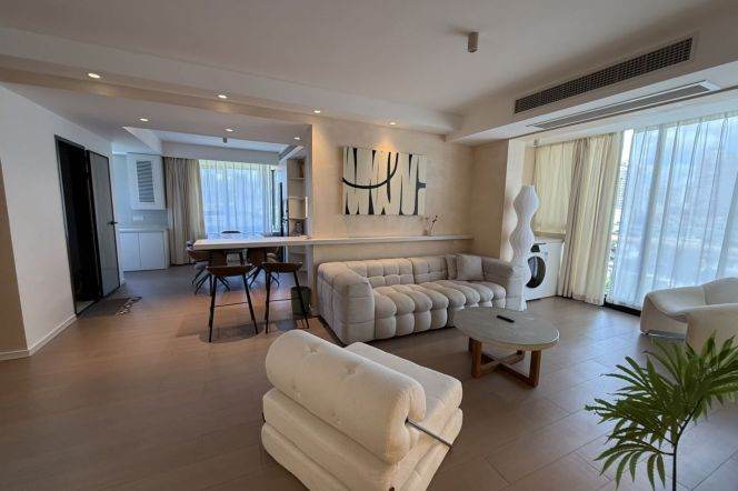 2BR Apartment at One Block (L1/L13)