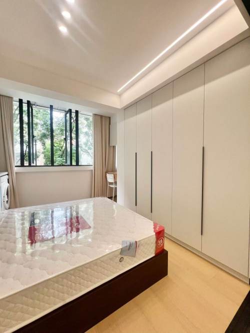 Housing image — Bedroom