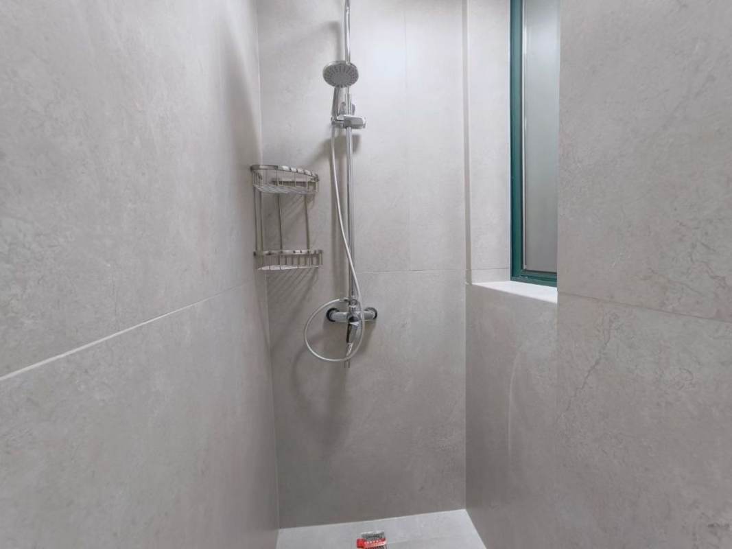 Housing image — Bathroom
