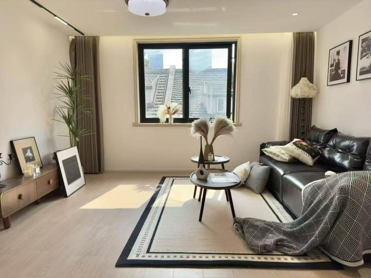 Housing image — Bedroom