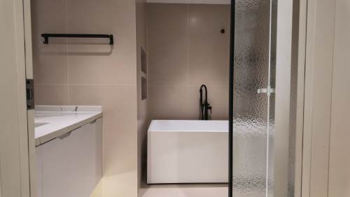 Housing image — Bathroom