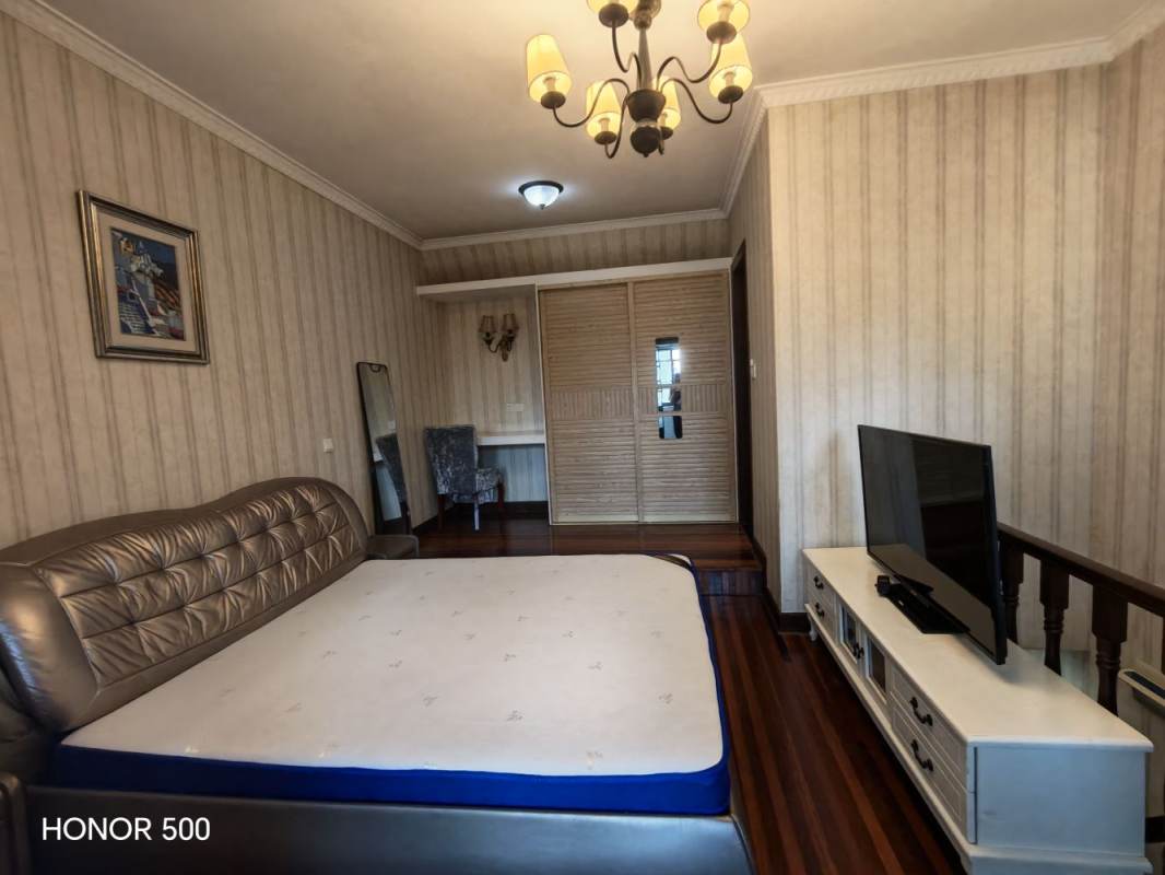 Housing image — Bedroom