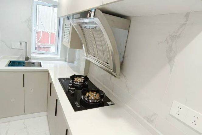 1BR Apartment in Jing'an (L2/L11)