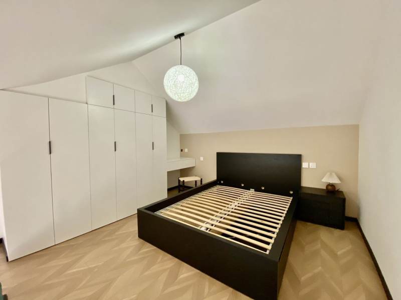 Housing image — Bedroom