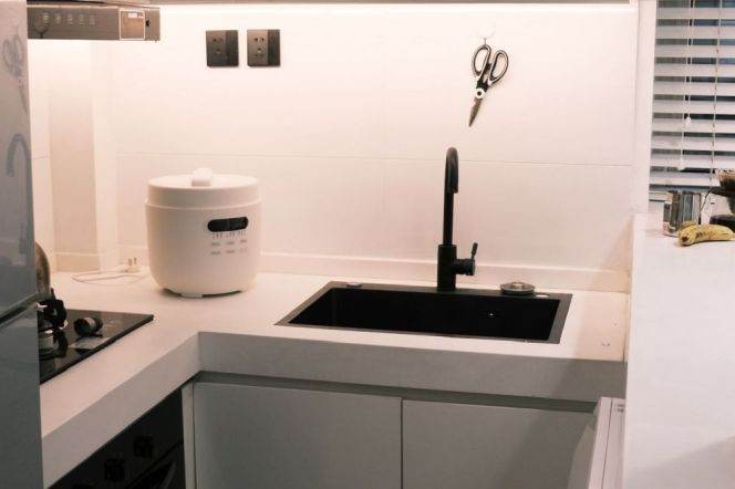 1BR Apartment at Wuzhong Building (L1/L7/L10)