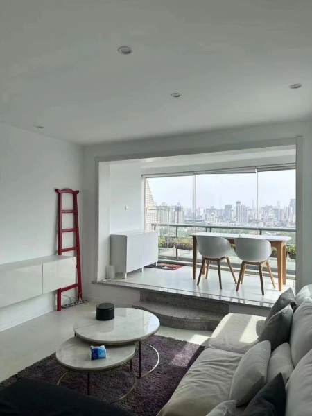 Housing image — Living Room