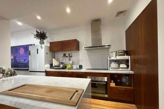 Spacious 2BR Apartment in Old Xuhui with Private Garden