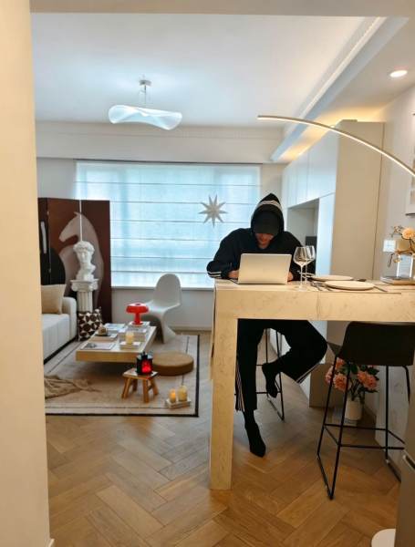 Housing image — Living Room