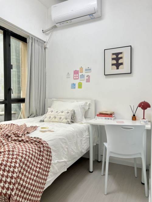 Housing image — Bedroom
