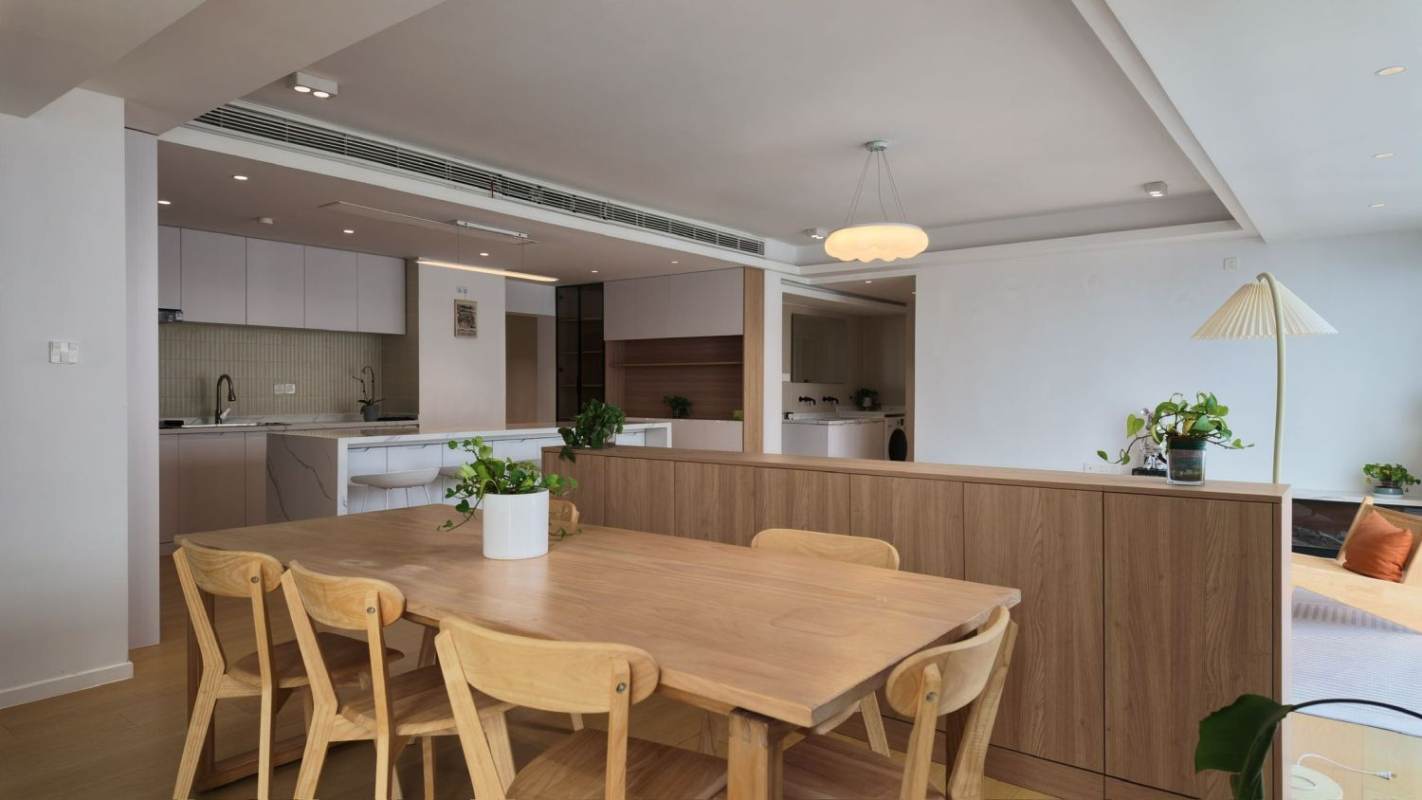 Housing image — Dining Area