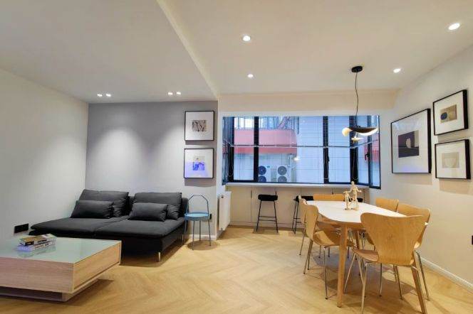 Spacious 1BR Apartment near Nanjing Xi Lu (L2/L12/L13)