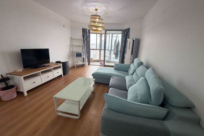 High-Floor 2BR Apartment near The X Tower (L13/L14)