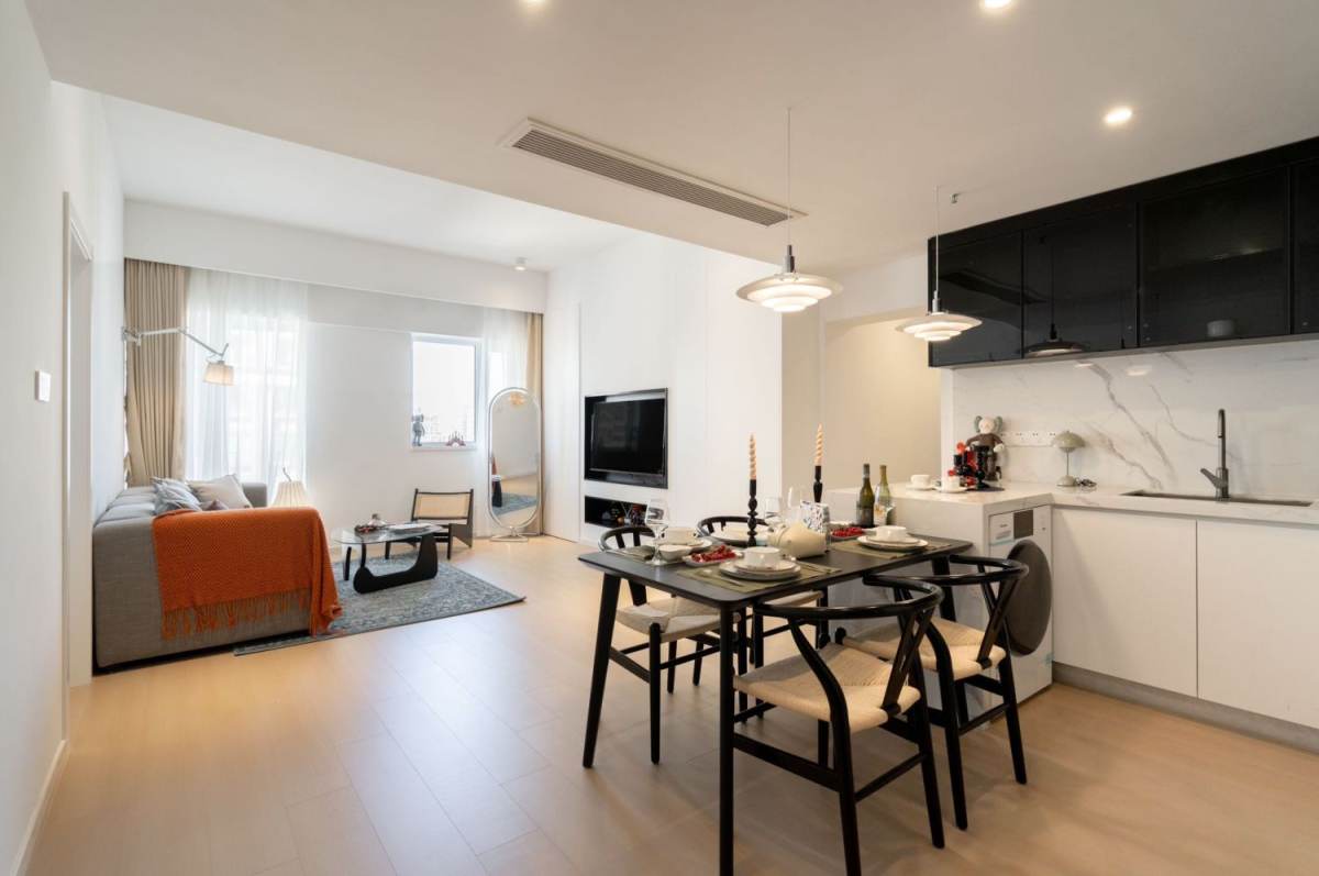 Housing image — Living Room