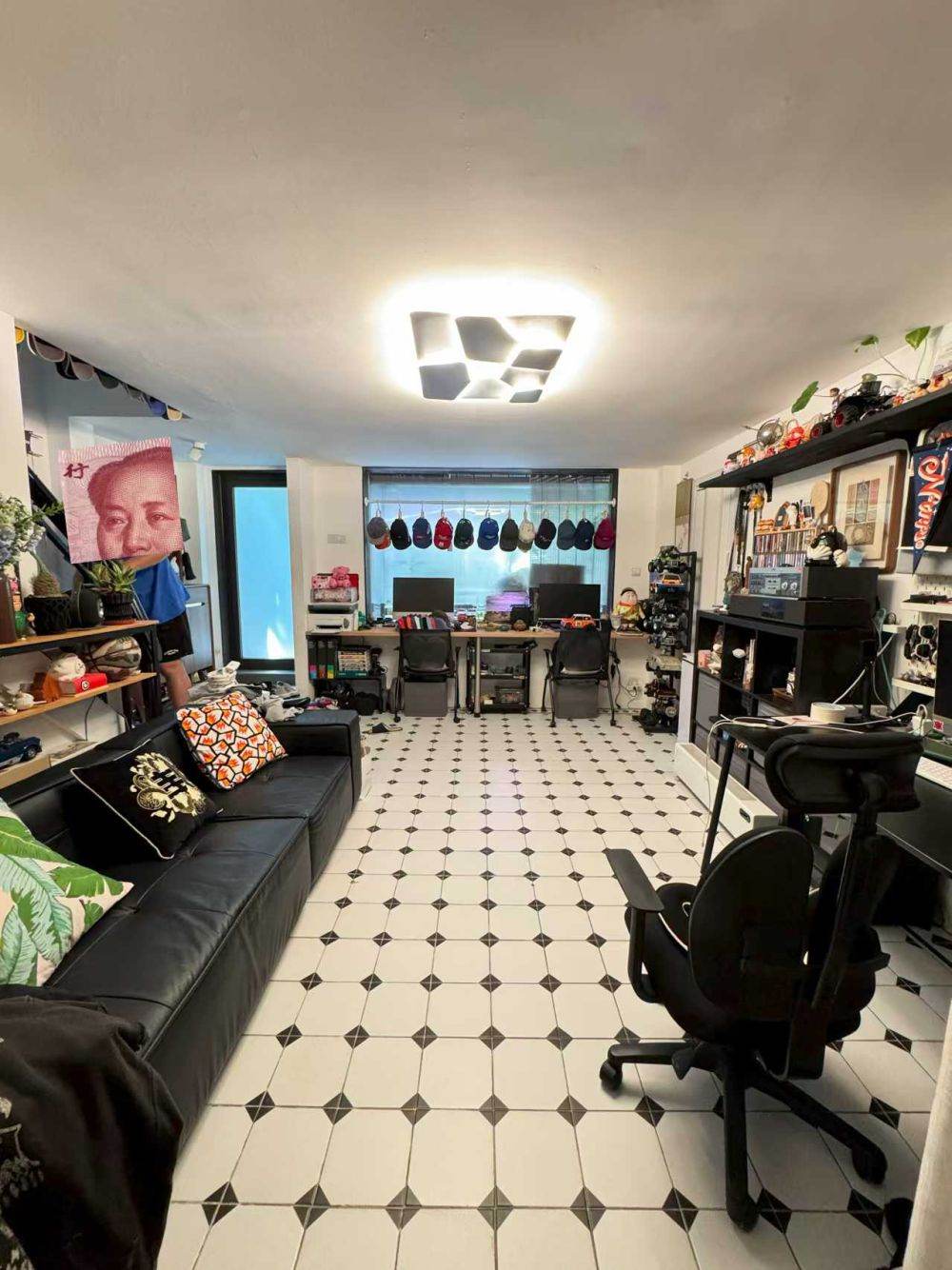 Housing image — Living Room