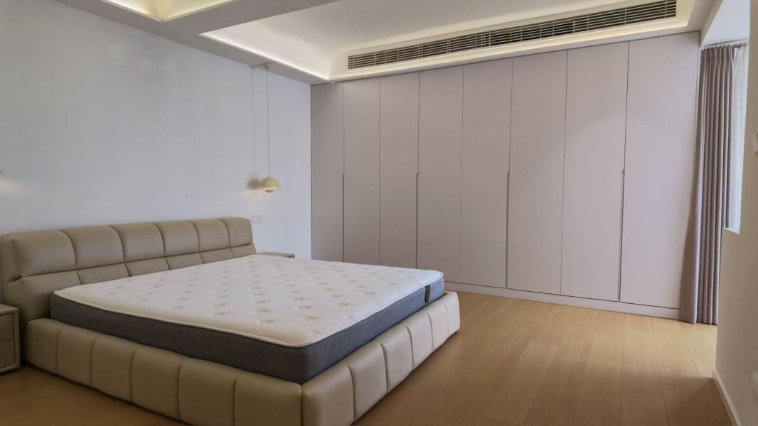 Housing image — Bedroom