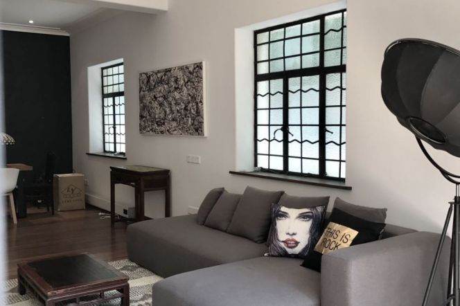 Spacious 2BR Lane House with Private Garden (L3/L4)